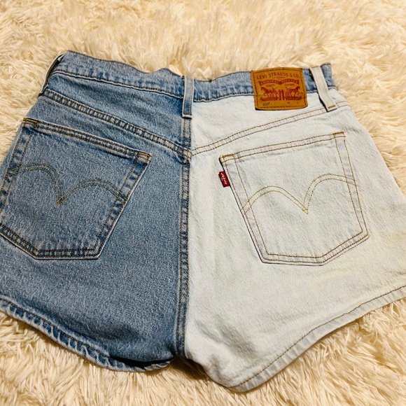 Levi’s Wedgie Fit Shorts - Picture 1 of 1